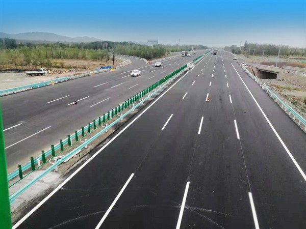 京新高速（G7）公路新疆大烏段改擴(kuò)建項目順利通車