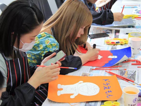 路橋公司女職工繪畫文藝活動(dòng) ——春暖畫開，溫暖綻放