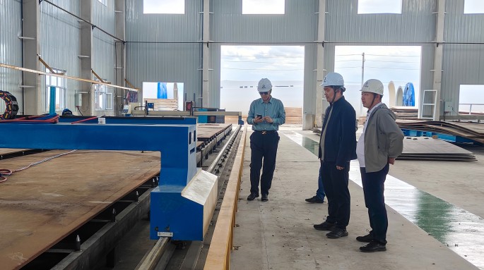 甘肅建投新能源公司董事長趙琰森一行赴新疆巴里坤生產(chǎn)基地開展安全生產(chǎn)專項檢查? 甘肅建投新能源公司董事長趙琰森一行赴新疆巴里坤生產(chǎn)基地開展安全生產(chǎn)專項檢查?